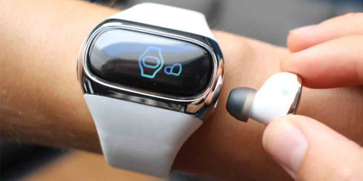 smartwatches with earbuds