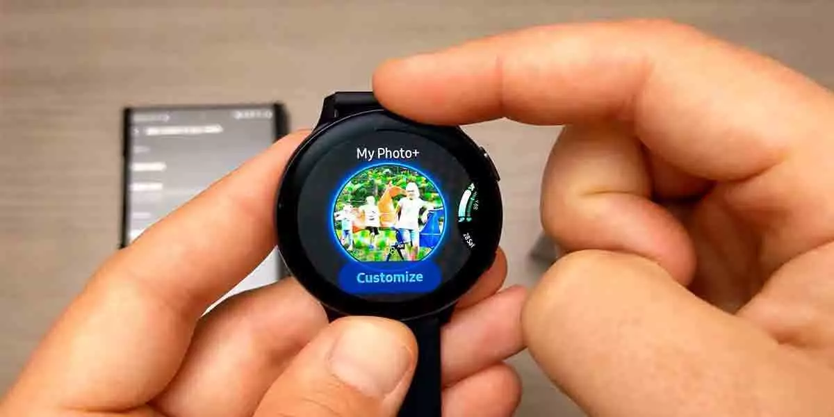 step 1 on setting galaxy watch active background