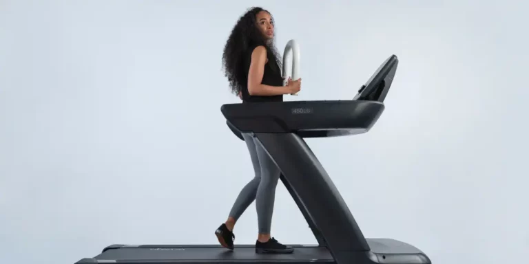 Does Fitbit Count Steps on a Treadmill? (Explained)